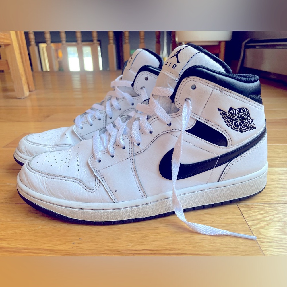 Nike Air Jordan Sneakers - Black and White